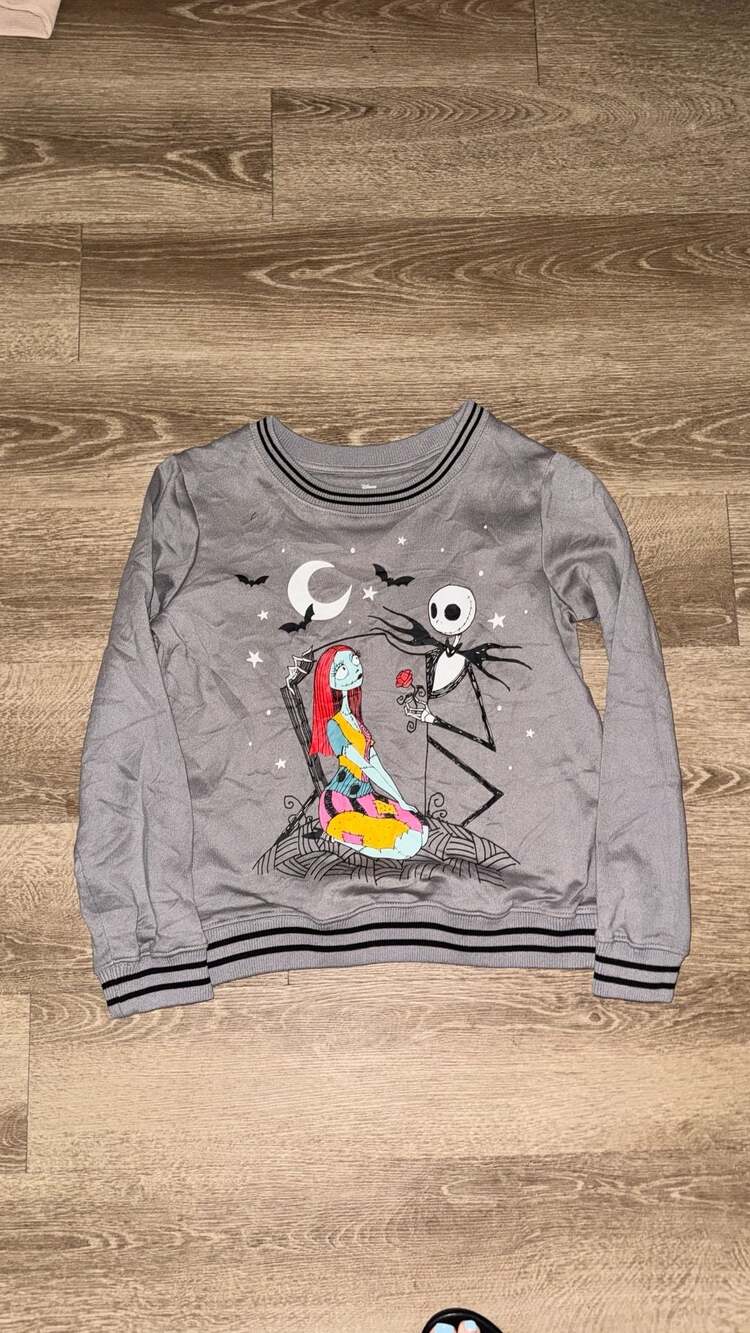 Disney The Nightmare Before Christmas Sweatshirt XL Gray Jack Sally